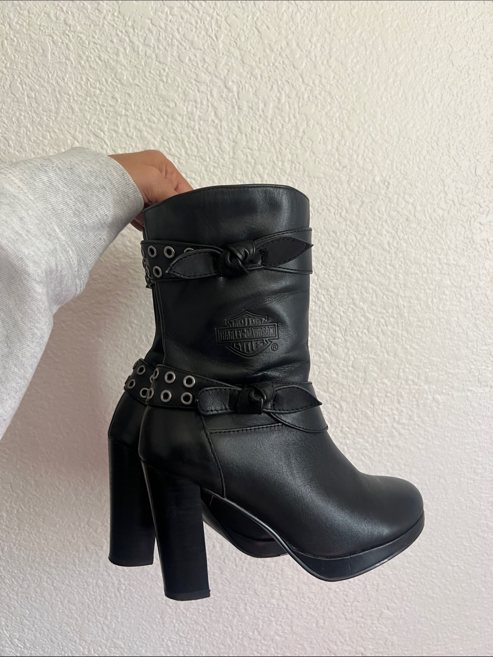 Harley-Davidson Black Leather High Block Heel Ankle Boots
